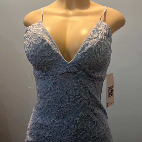 This is an Emerald Sundae Juniors' Glittered Bodycon Dress - Picture 4 of 4